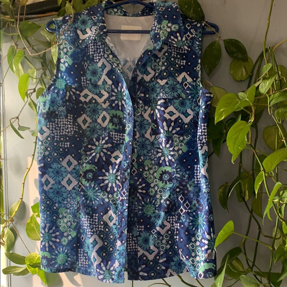 Reel Legends Blue Floral Button Down Shirt